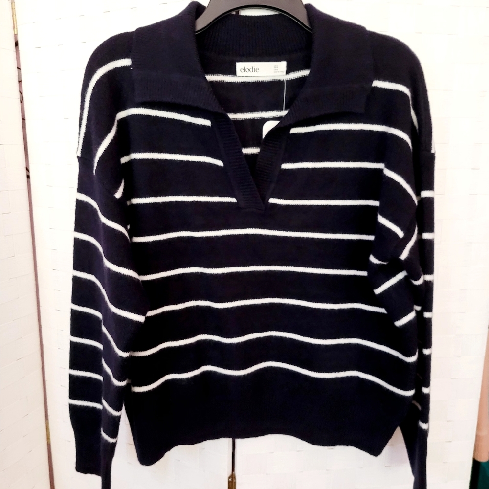 Elodie Johnny Collar Crop Sweater Medium